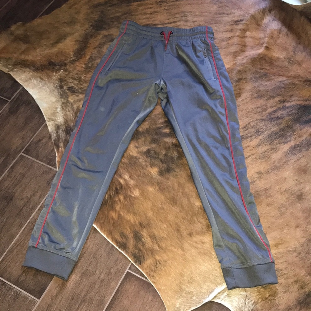 Everlast grey joggers boys large